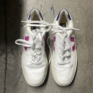 Veja sneakers low size 38 pink and purple - worn once